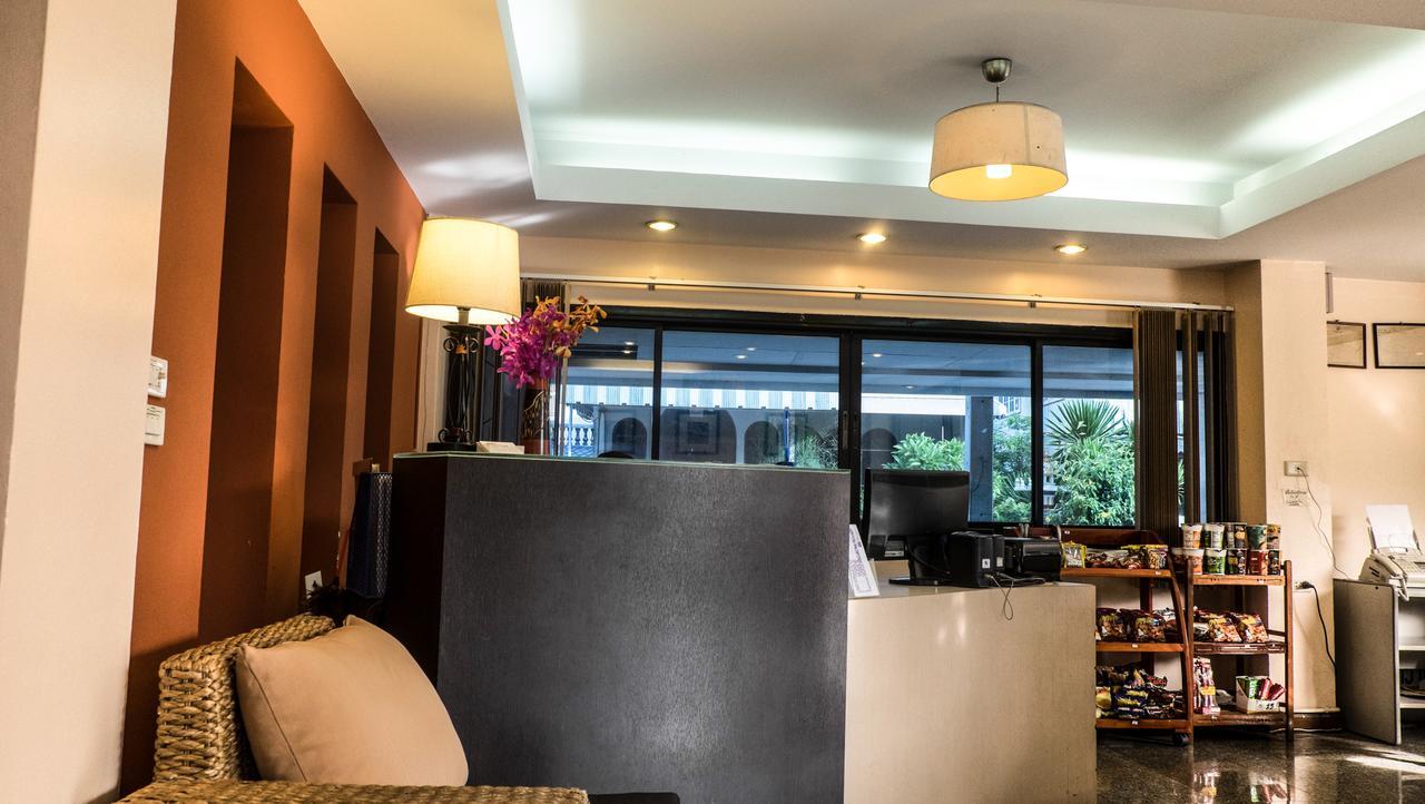 Palm Ville Pass Up Mansion 촌부리 외부 사진